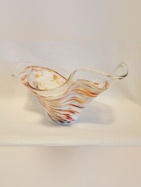 Murano Style Hankerchief Bowl